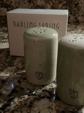 Darling Spring Ceramic Salt & Pepper Shakers in Sage Green